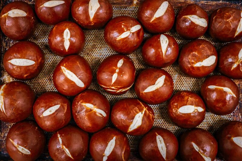 Pretzel Buns